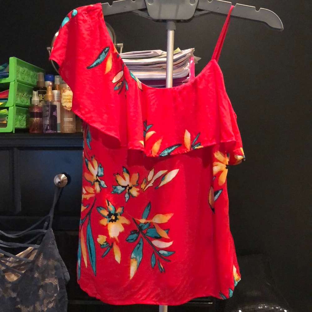 Express one shoulder top brand new!